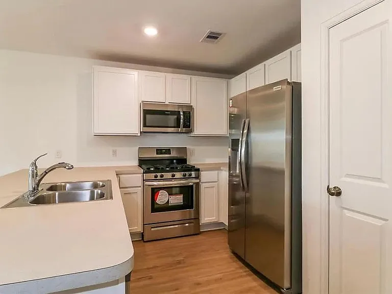 20862 Masella Ridge Dr — Photo 2