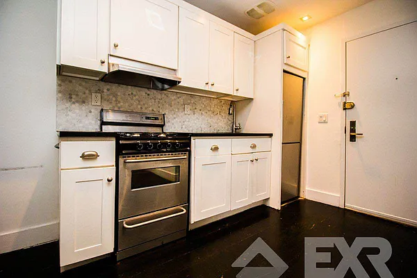 Rented by EXR | media 3