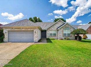 4154 Lakeside Dr, Sellersburg, IN 47172