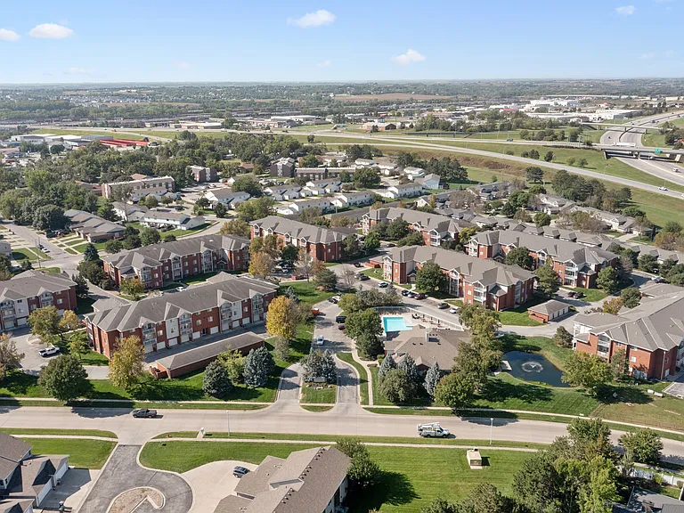 Lakeside Village Apartment Homes — Photo 30