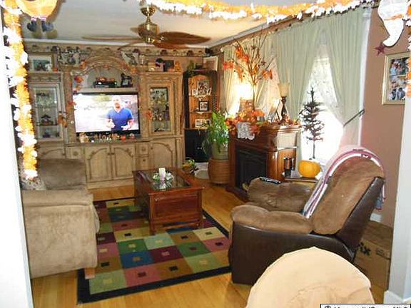 2nd image of 552 Barnegat Blvd