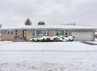 5550 Jefferson Pl, Merrillville, IN