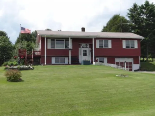 93 Sunrise Drive, Newport Town, VT 05857