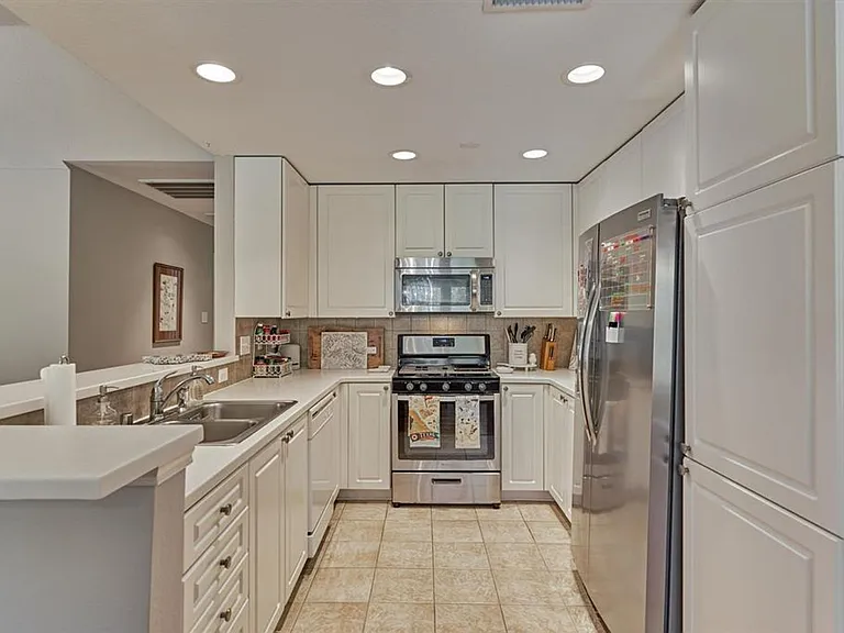 87 Woodlily Pl — Photo 18