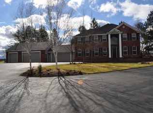 4350 E Barnett Rd, Medford, OR 97504