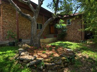 521 East Ln, Kerrville, TX 78028