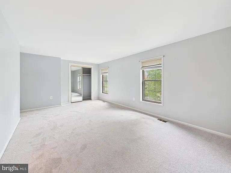 5971 Clerkenwell Ct — Photo 28