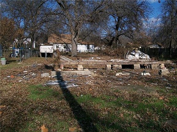 4th image of 408 W Blackjack St