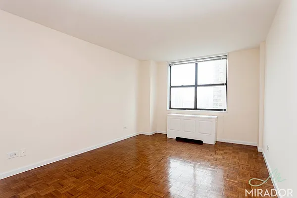 Rented by Mirador Real Estate | media 3