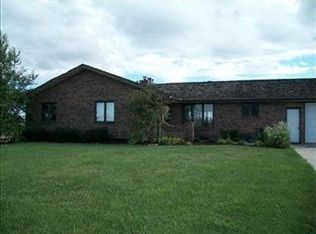 180 F Rd, Palmyra, NE 68418