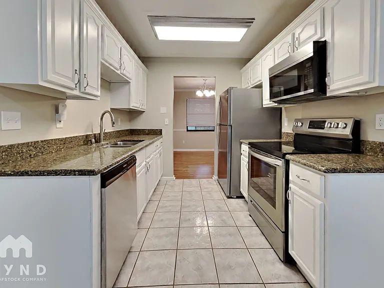 3315 Blackfoot Trl S — Photo 9