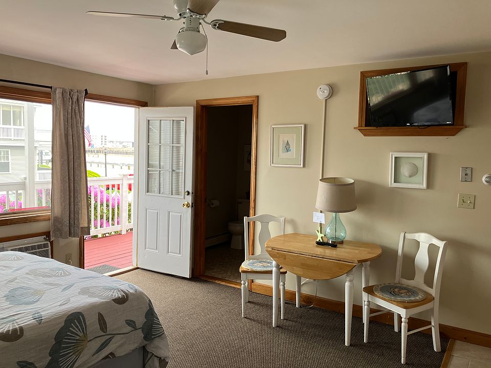 2nd image of 353 Ocean Blvd #27