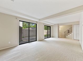 2442 Unity Ave N, Golden Valley, MN 55422