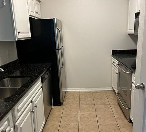 2nd image of 1810 E Palm Ave APT 5203