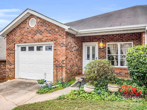 121 Carpenter Ln, Rutherfordton, NC 28139
