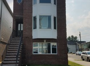 201 Manor Ave, Harrison, NJ 07029