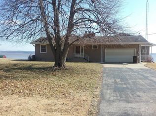 2726 255th Ave, Montrose, IA 52639