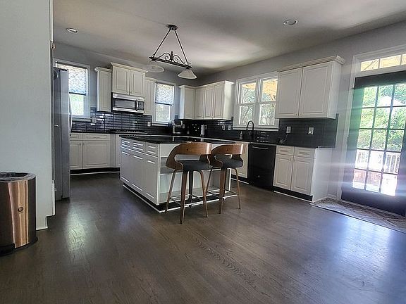 3rd image of 2555 Wild Heron Ct
