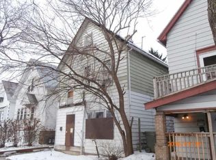 2483 S 5th St, Milwaukee, WI 53207