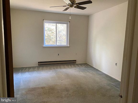3rd image of 13C Betsy Ross Ln