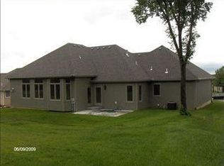 4617 SW Mulligan Dr, Topeka, KS 66610