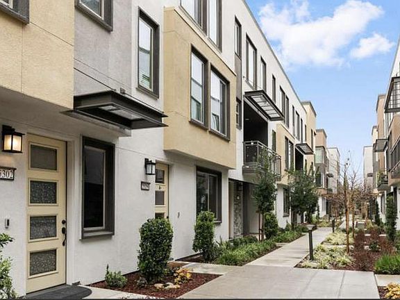 3rd image of 25296 Villager Ln