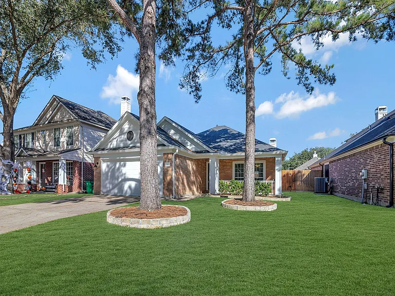 21615 Brookchase Loop — Photo 3