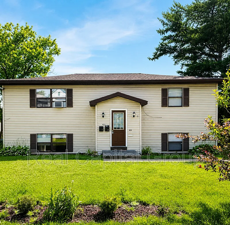 2 bed, 1.5 bath, $1,795 — Photo 1