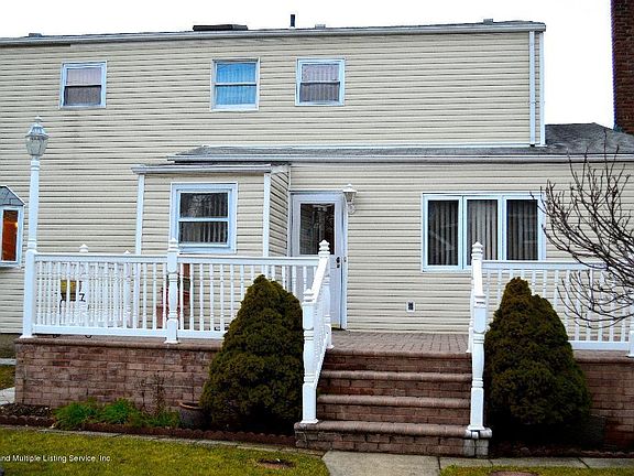 3rd image of 868 Jennie Ct