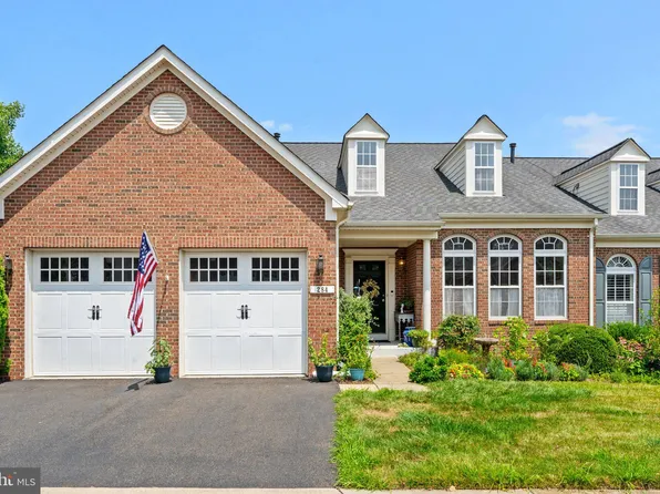284 Amber Cir, Warrenton, VA 20186