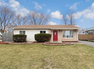 236 E Briarcliff Rd, Bolingbrook, IL 60440