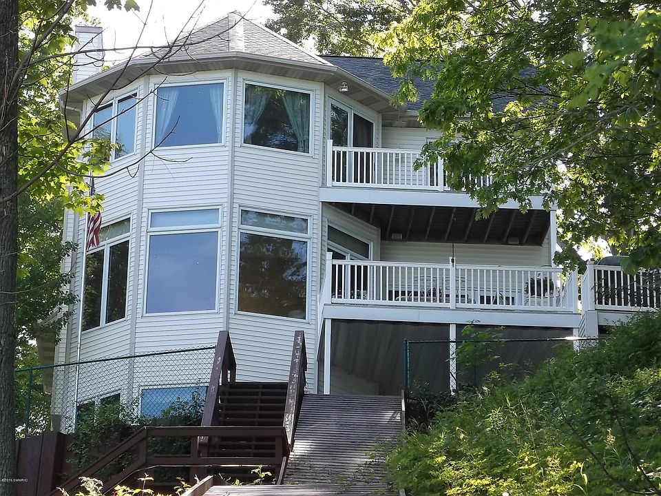 1st image of 7501 Beach Dr