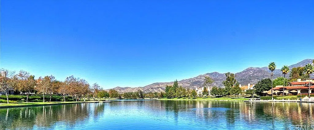 2 bed, 618 sqft, $2,450 — Photo 3