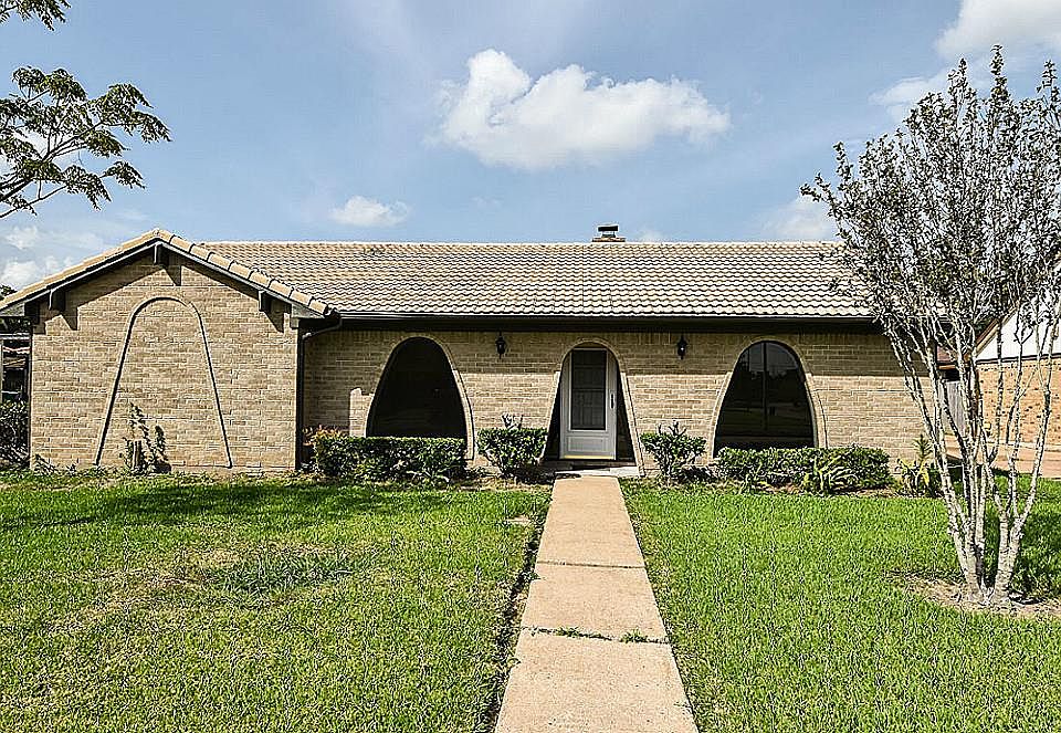 1st image of 10511 Kirkwren Dr