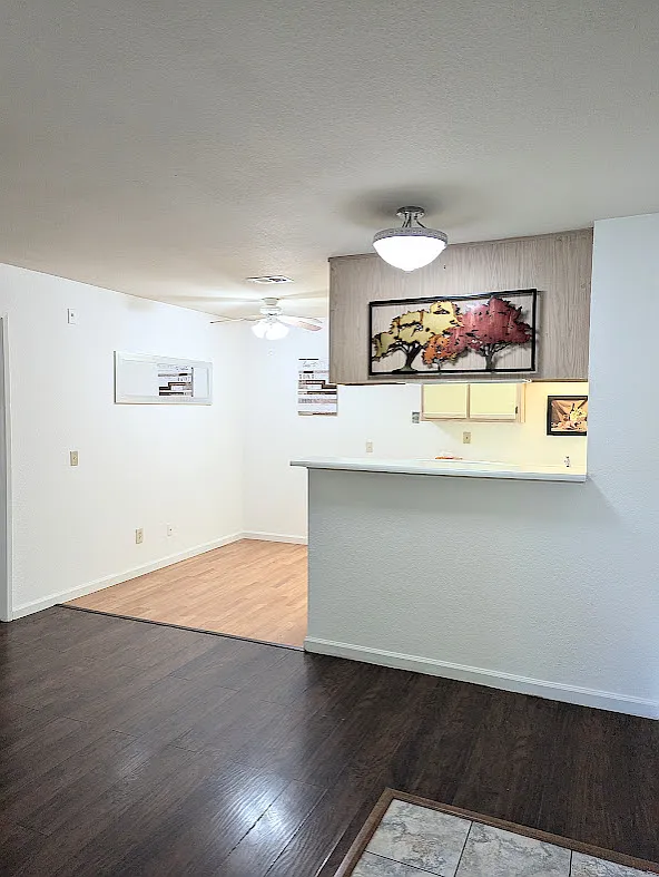 1 bed, 606 sqft, $1,950 — Photo 3