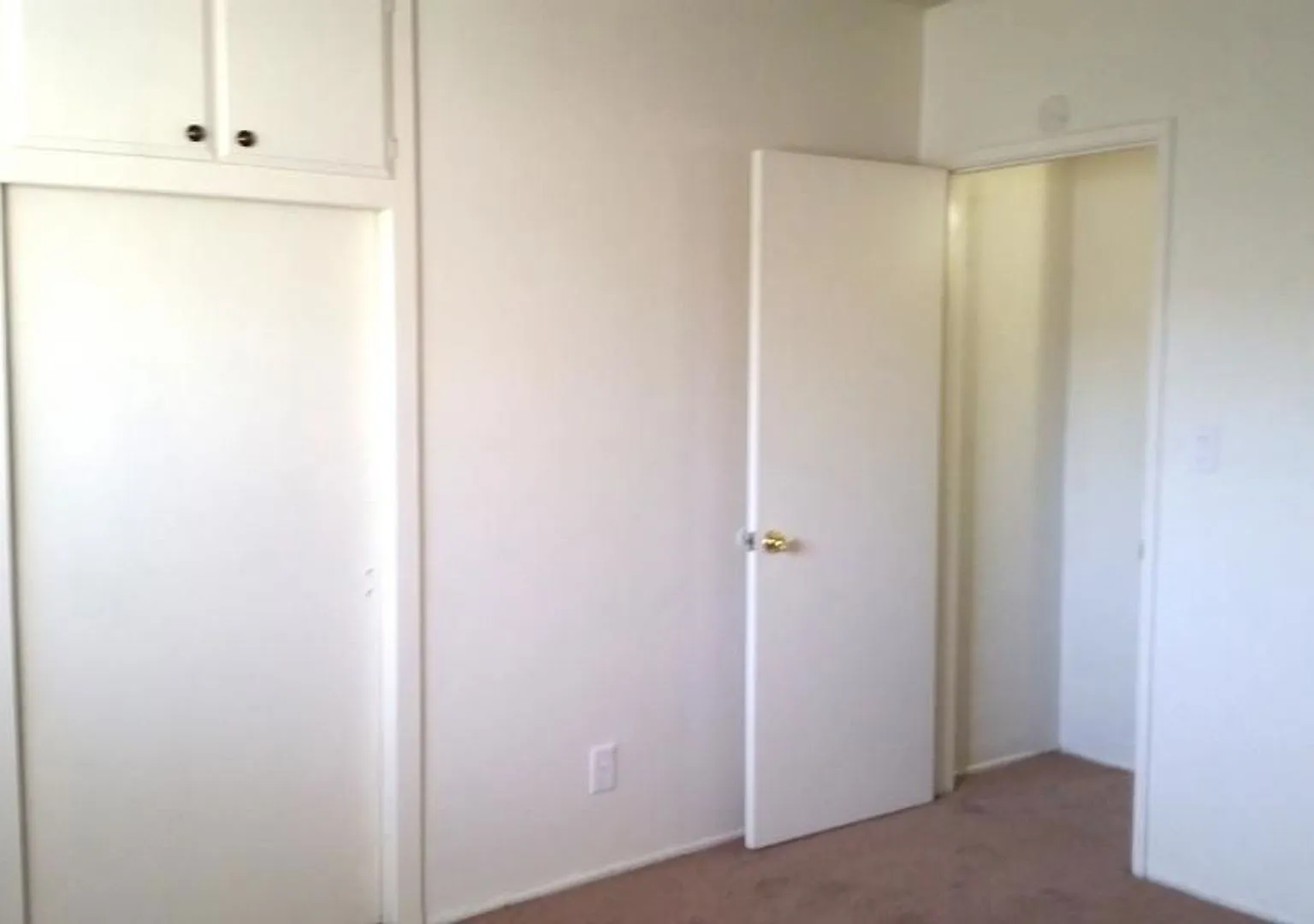 Lovely 2 bedroom 1 bath apt. in Pasadena! — Photo 3