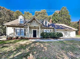 2124 Colony Hill Dr, Charlotte, NC 28214