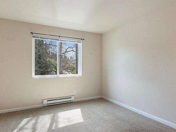3rd image of 740 Kirkland Cir APT E304