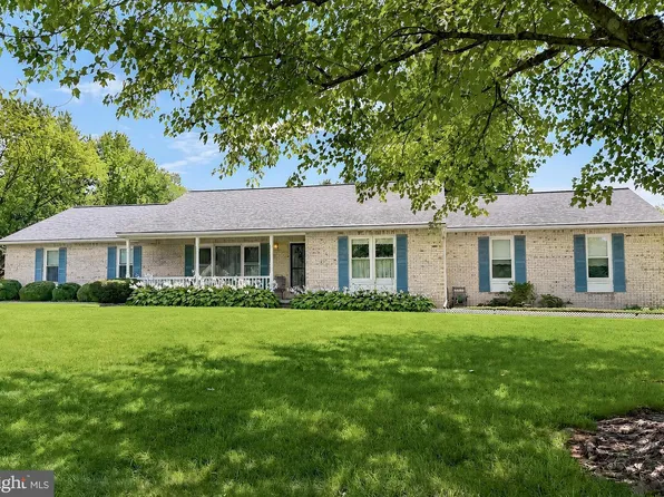 8320 Wheatley Rd, La Plata, MD 20646