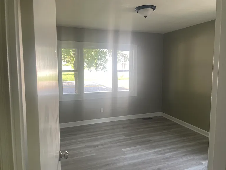 2102 N 3rd St — Photo 6