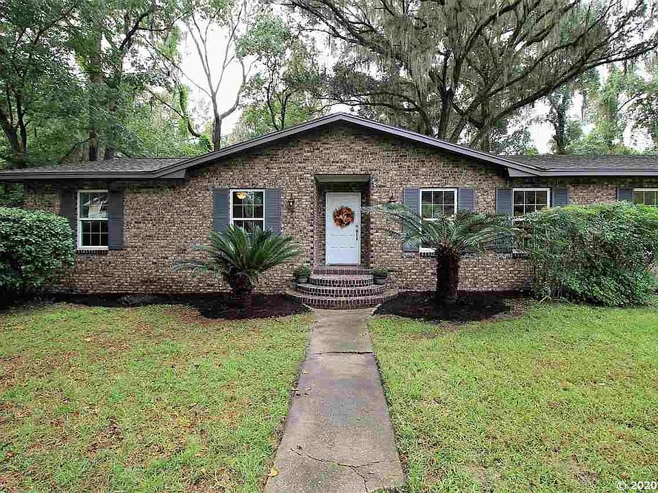 1st image of 7521 NW 40th Ave