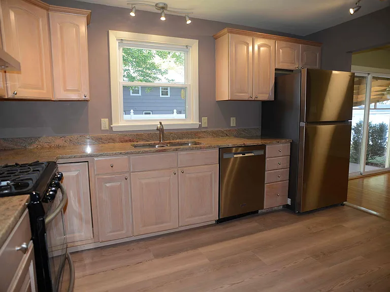 311 McKinley Rd — Photo 25