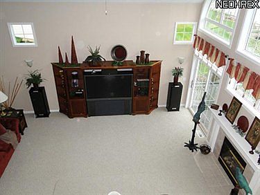 4th image of 3942 Hedgewood Dr