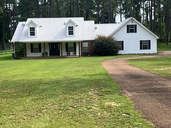 81 Log Cabin Rd NW