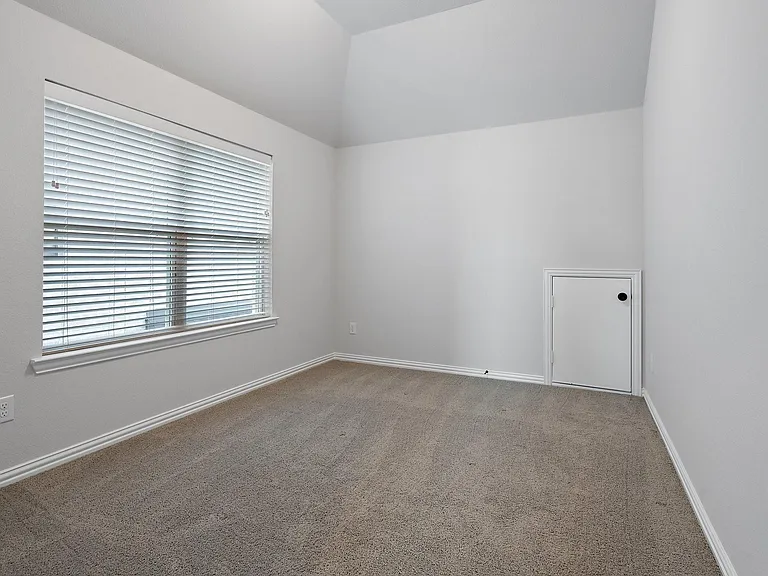 4320 Sandhills Ln — Photo 18