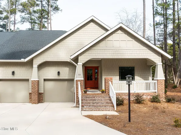 111 Lamplighter Village Drive, Pinehurst, NC 28374