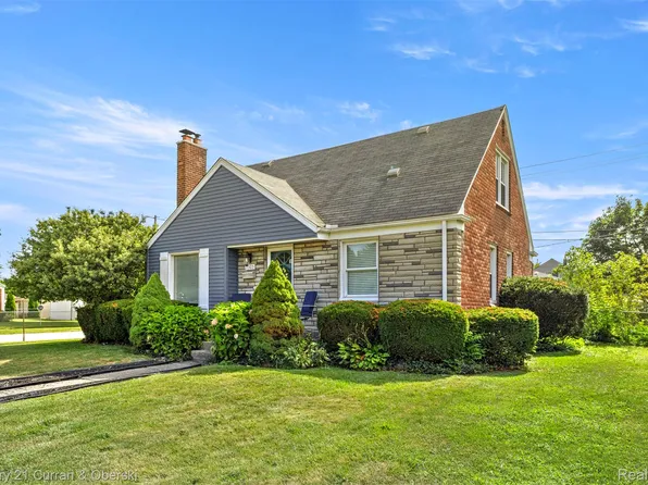 7505 Park Ave, Allen Park, MI 48101