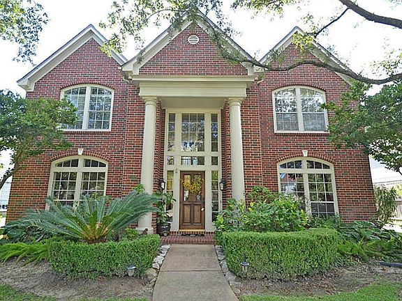 2nd image of 2102 Westshore Dr