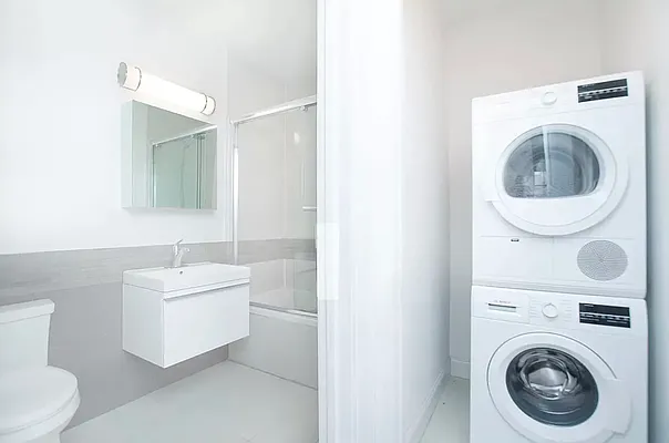 Rented by Bohemia Realty Group | media 11