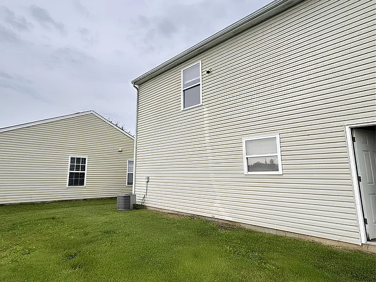 2219 Summer Breeze Way — Photo 22